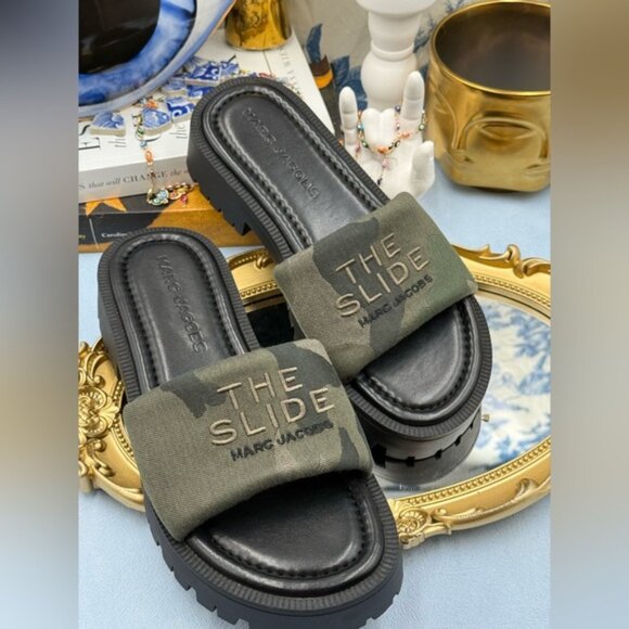 🆕 MARC JACOBS 🧿 NWOB The Camo Jacquard Lug Sole Slide - Sz 37 US 7 - Picture 7 of 15
